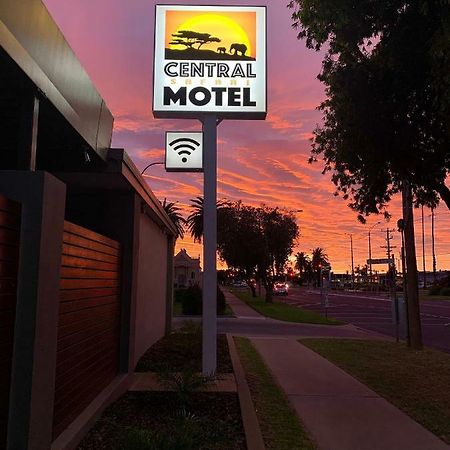 Central Motel Мілд'юра Екстер'єр фото